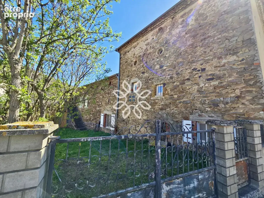 Maison de Village avec dépendances - photo 17