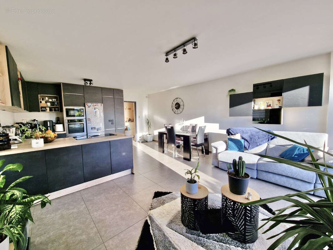 Appartement à ORNEX