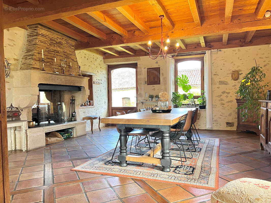Maison à LANGON