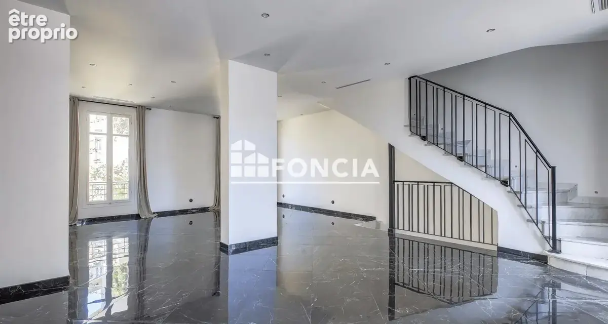 A vendre, Maison familiale 155m² Nice Poètes - photo 2