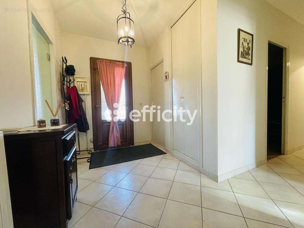 Maison à SAINTE-EULALIE