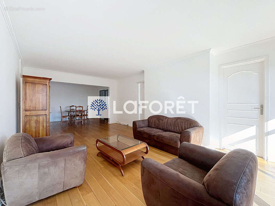 Appartement à NOISY-LE-ROI