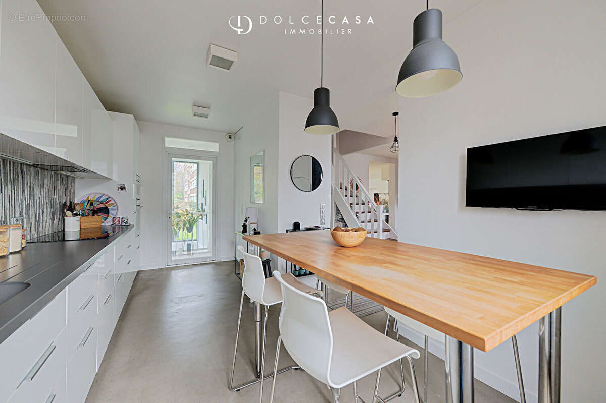 Maison à LE PERREUX-SUR-MARNE