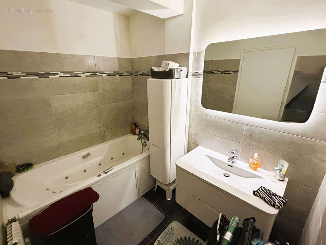 Appartement à LIVRY-GARGAN