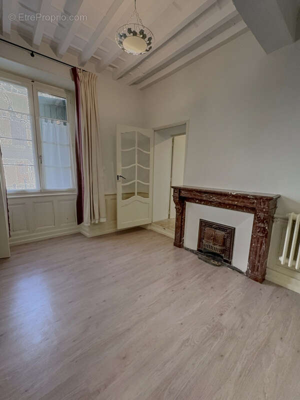 Appartement à VILLENEUVE-LES-AVIGNON