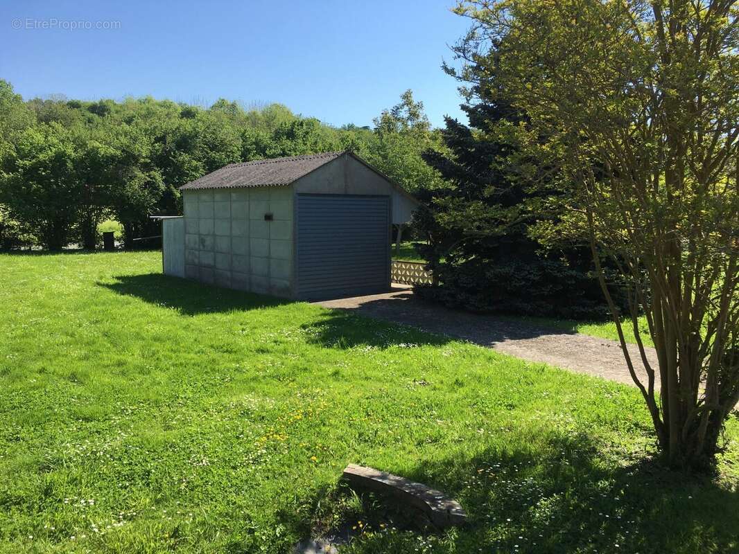 Terrain à SAINT-MAIXENT