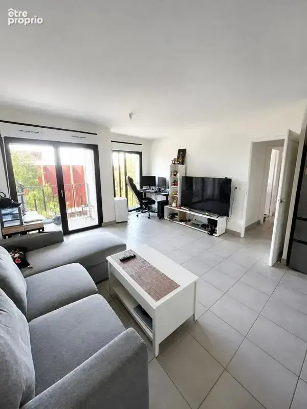 Appartement à LES PAVILLONS-SOUS-BOIS
