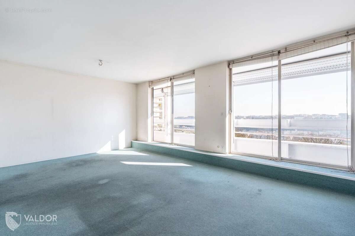 Appartement à LYON-9E