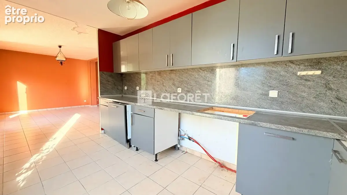 A vendre à ELISE-DAUCOURT, 4 chambres 110 m² - photo 7