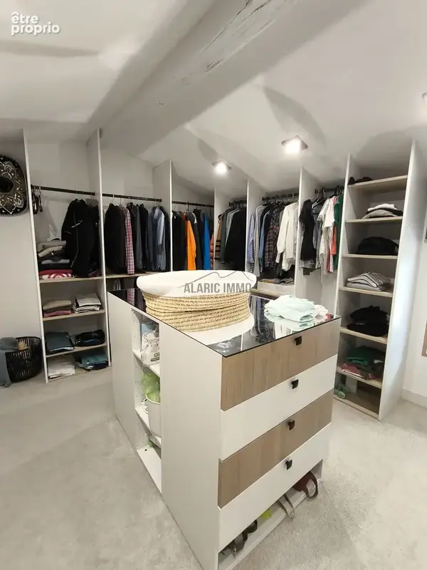 Superbe maison de charme avec double garage, terrasses, cave à vin... - photo 23