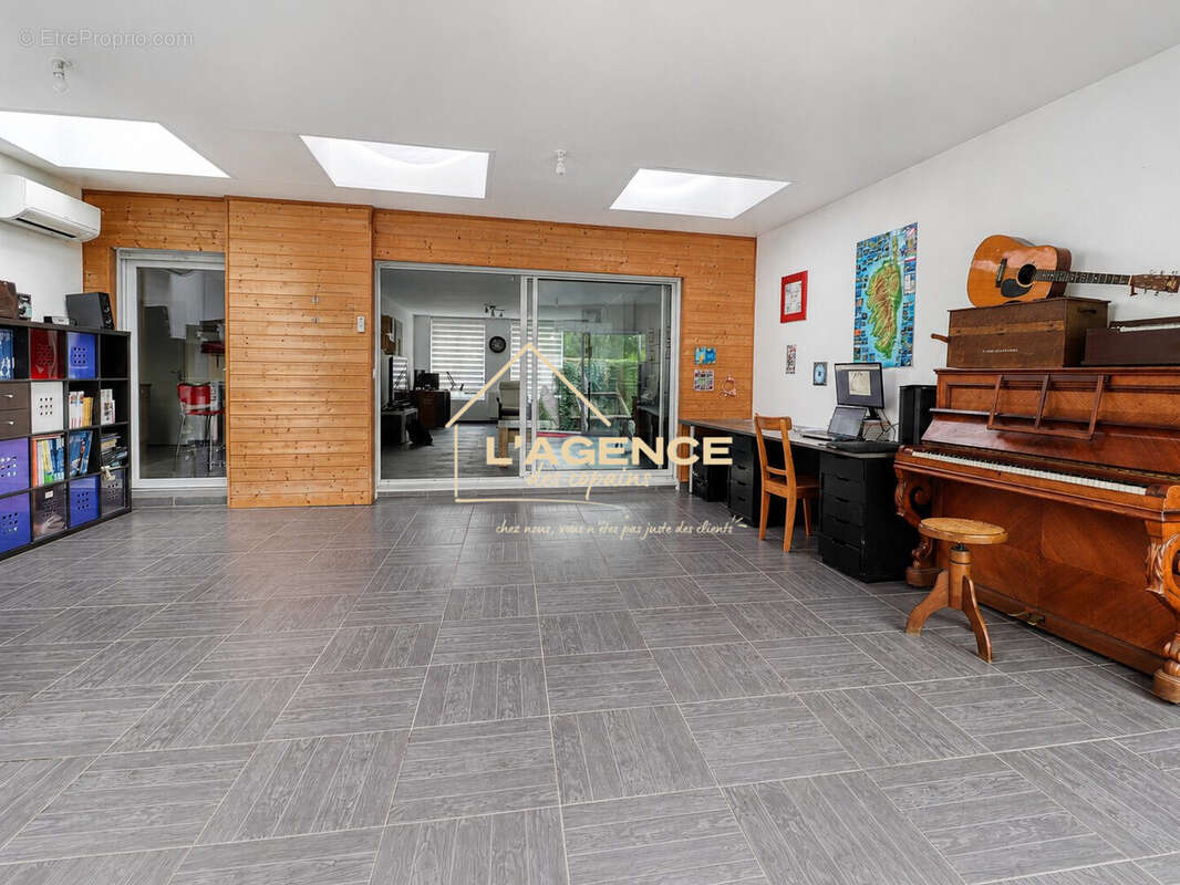 Maison 169 m² à Steenvoorde  - photo 9