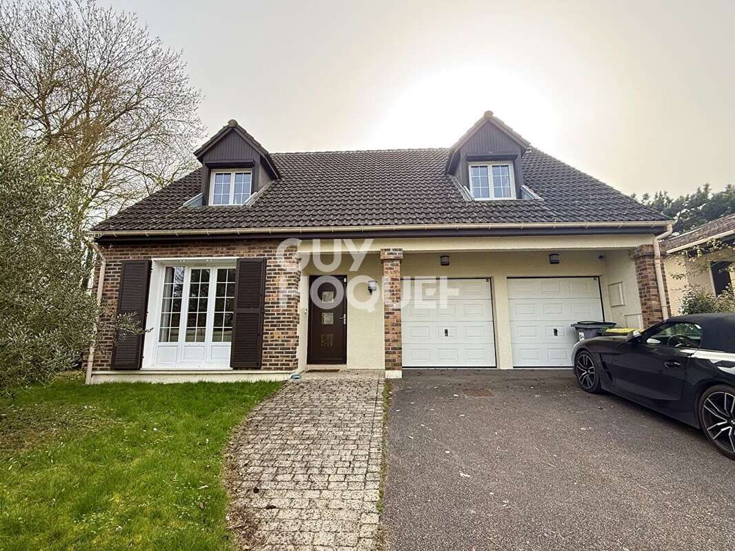 Maison à EPONE
