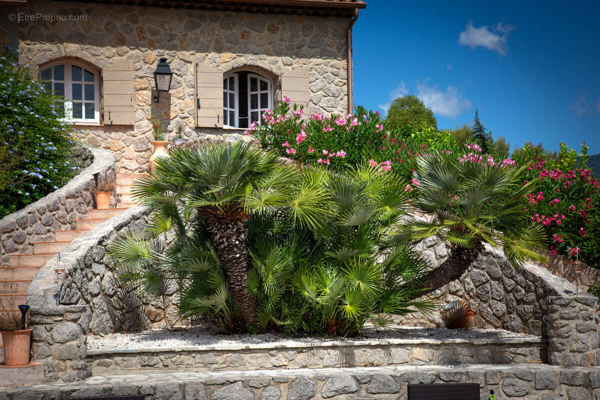 Maison à PEYMEINADE