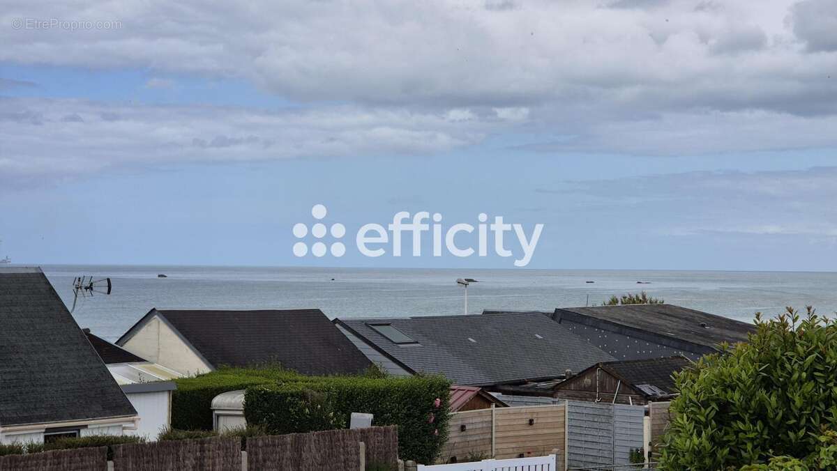 Maison 37 m² à Saint-Come-De-Fresne  - photo 19