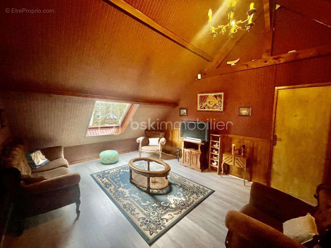 Maison à BOUSSY-SAINT-ANTOINE