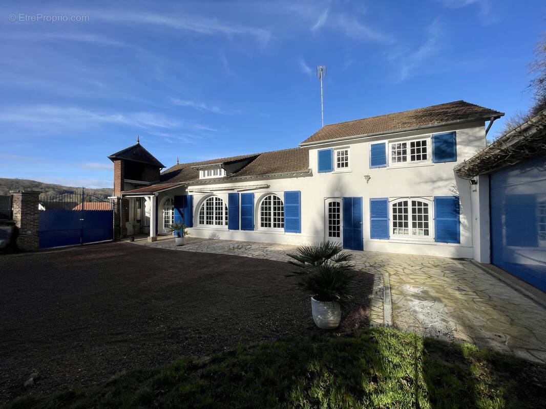 Maison à LA VACHERIE