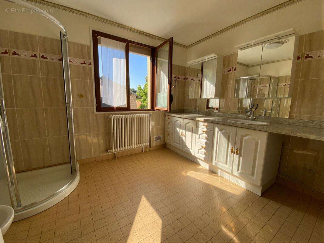 VERNON (27) - Maison 5p - 120m² - photo 5