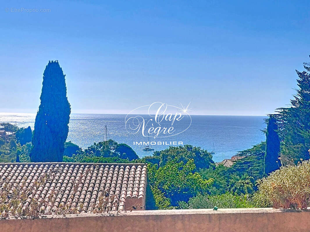 Appartement à LE LAVANDOU