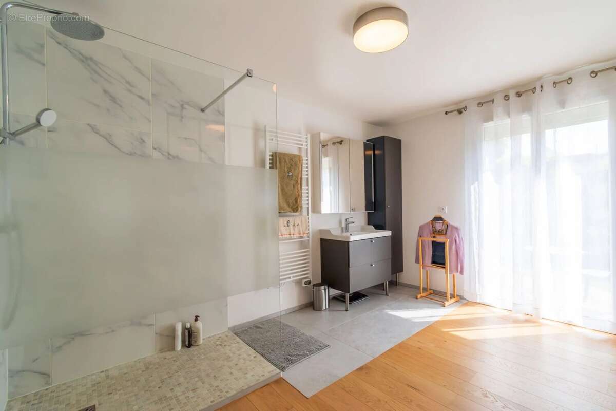Maison 140 m² à Saint-Brice-Sous-Foret  - photo 7