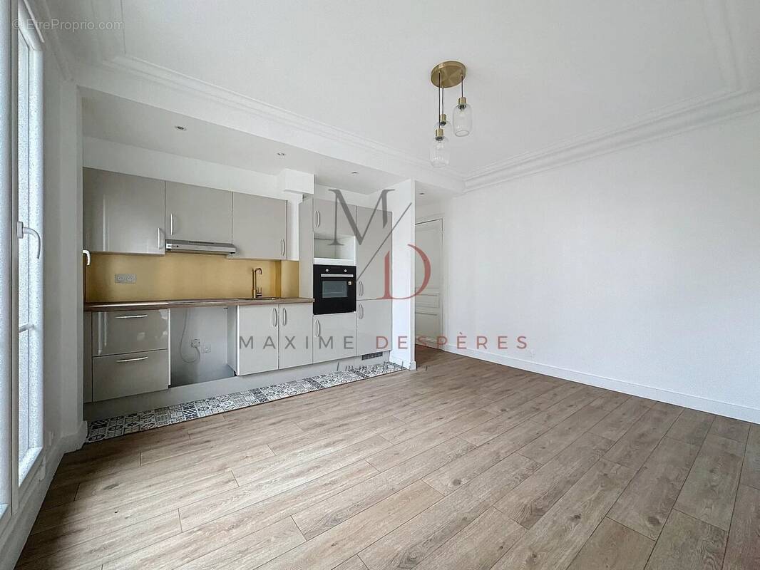 Appartement à LEVALLOIS-PERRET