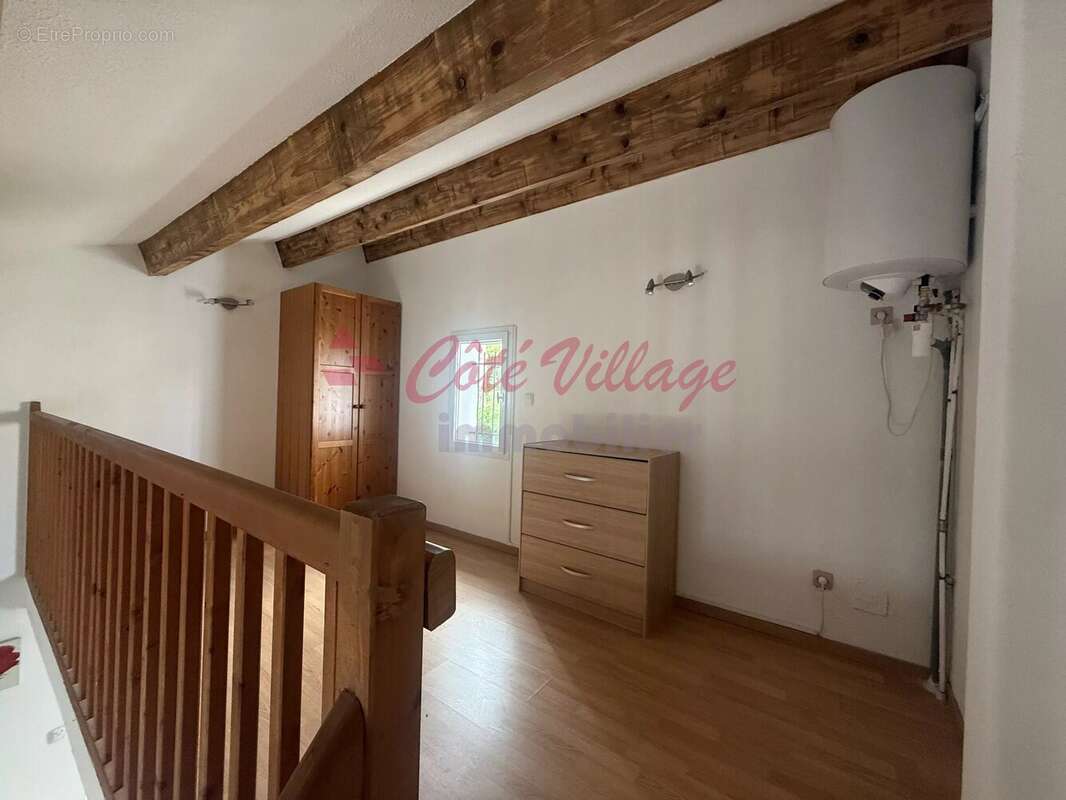 Appartement T2 Mezzanine avec véranda , terrasse avant et jardin arrière - photo 7