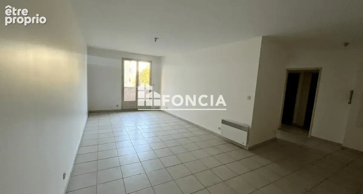 Appartement T3 pièces en dernier étage - photo 3