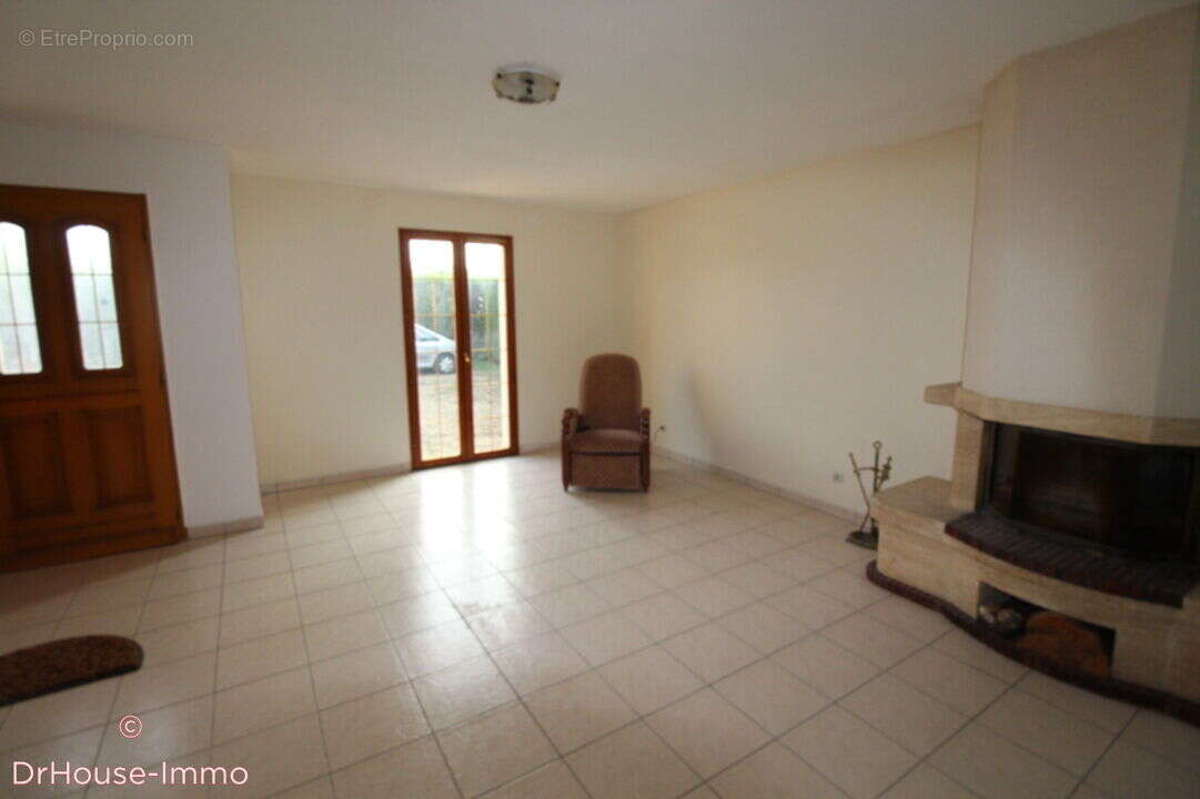 Maison à SOUPPES-SUR-LOING