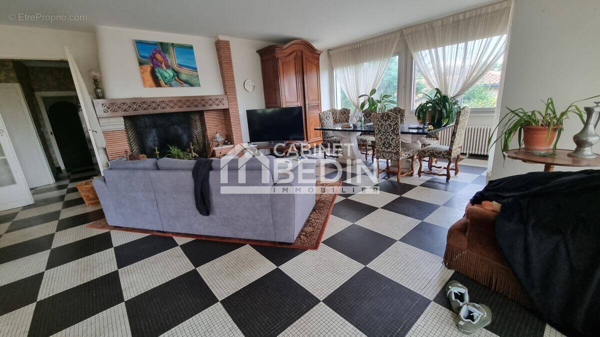 Appartement à PESSAC