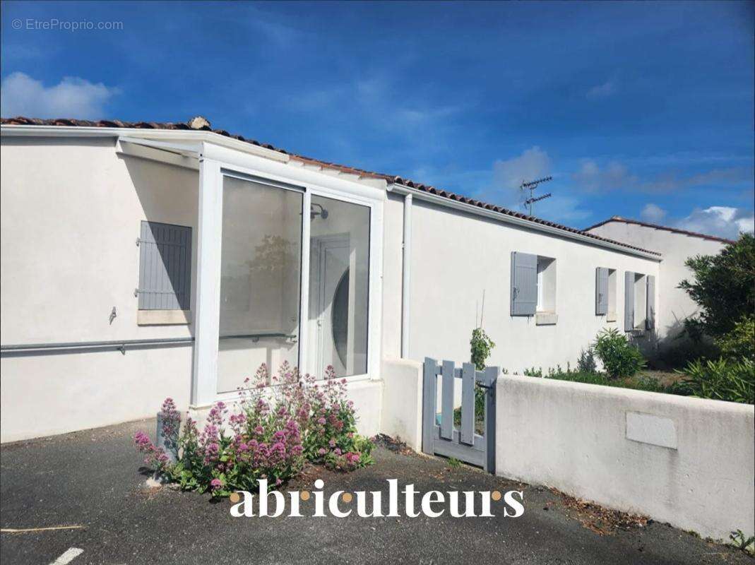 Maison à LE GRAND-VILLAGE-PLAGE