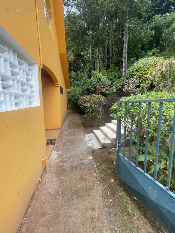 Maison à RIVIERE-SALEE