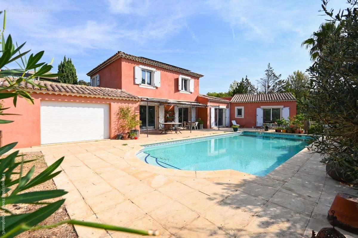 Maison à LA CADIERE-D'AZUR