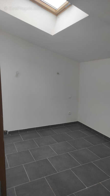 Pour investisseur, maison de village comprenant deux chambres - photo 7