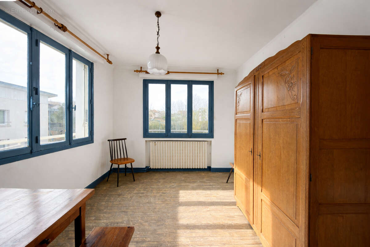 Maison à JARVILLE-LA-MALGRANGE