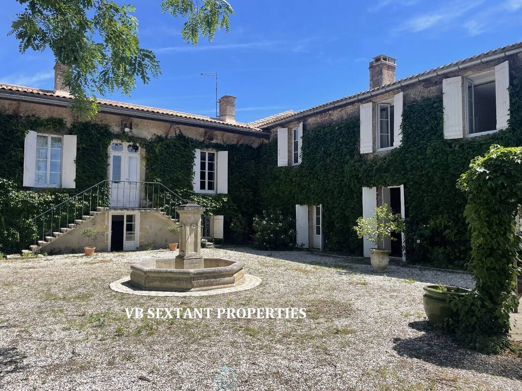Maison à CERONS