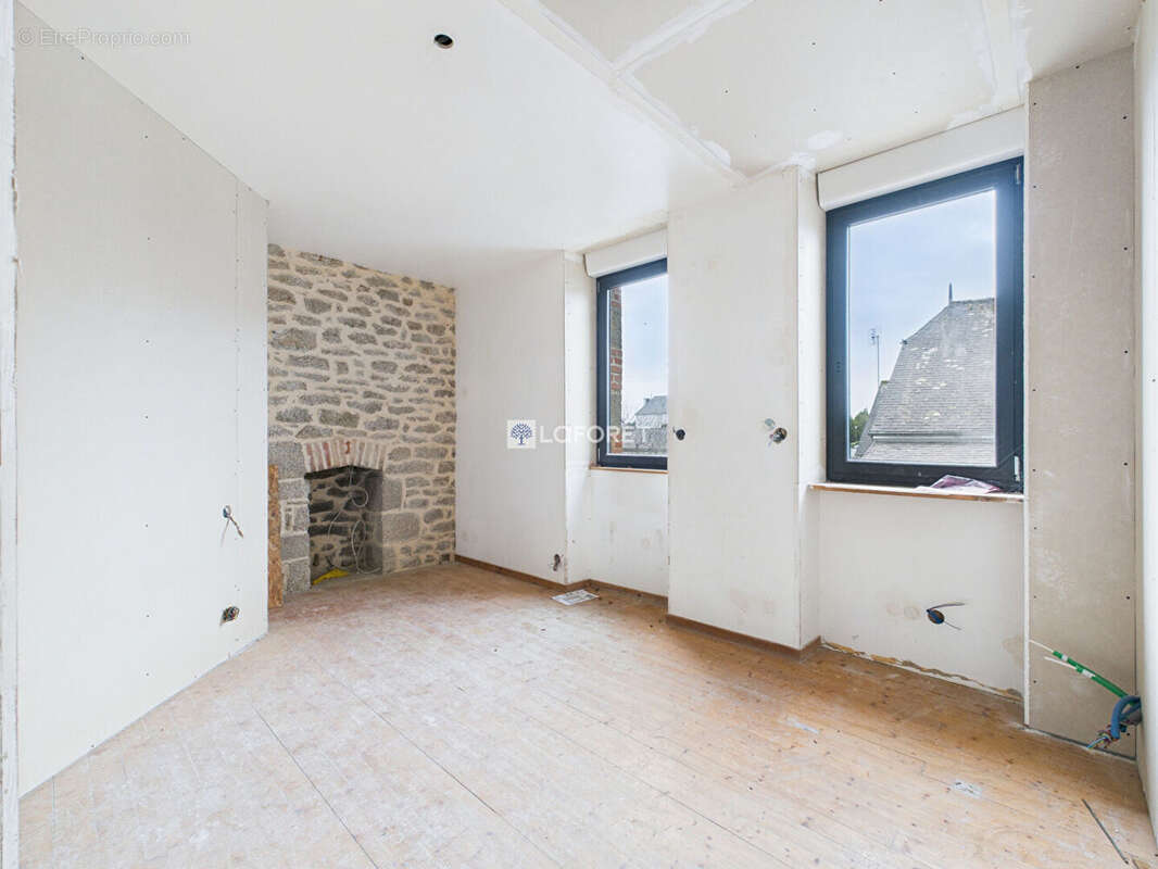 Maison à LOCTUDY