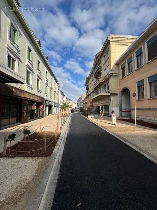 Annemasse centre (74100) - t5 haussmannien - 161 m² - photo 3