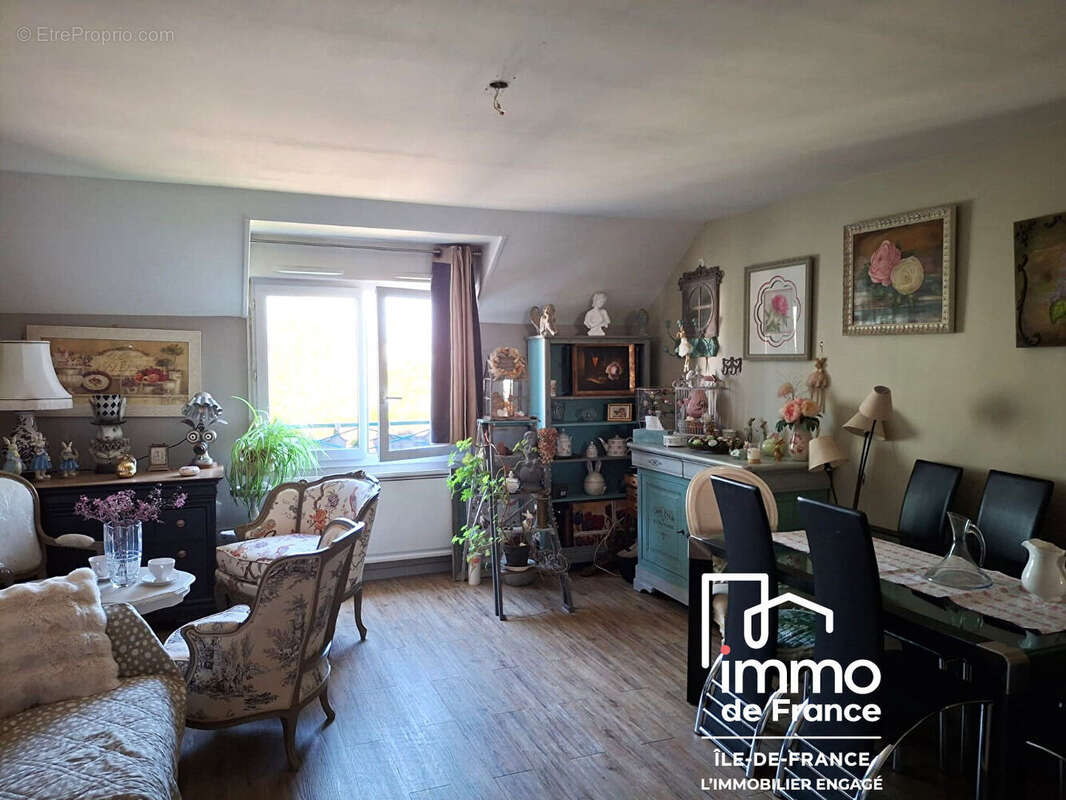 Appartement à BOIS-D'ARCY