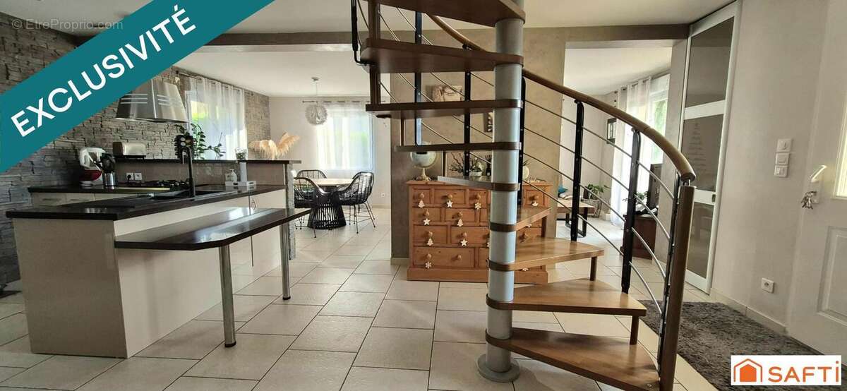 Photo 5 - Maison à REVILLON