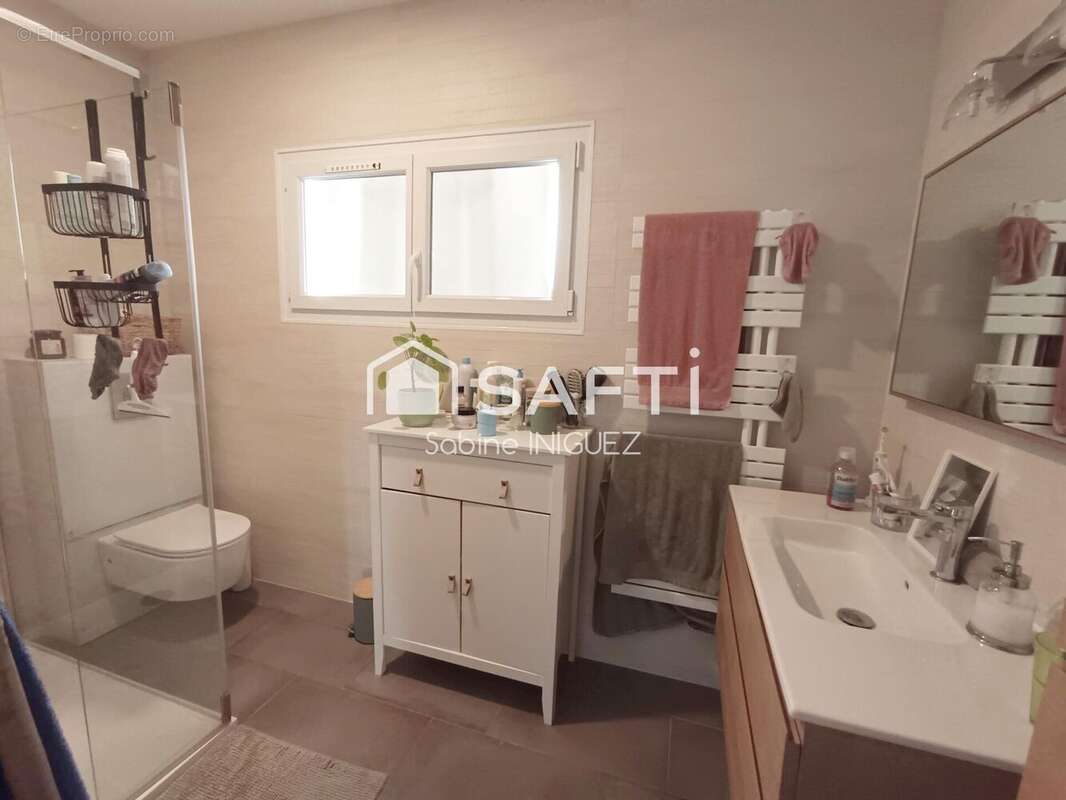 Maison 137 m² à Castres  - photo 7