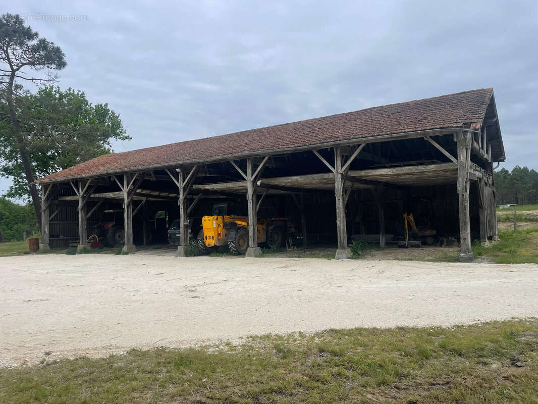 Maison à MONTPON-MENESTEROL