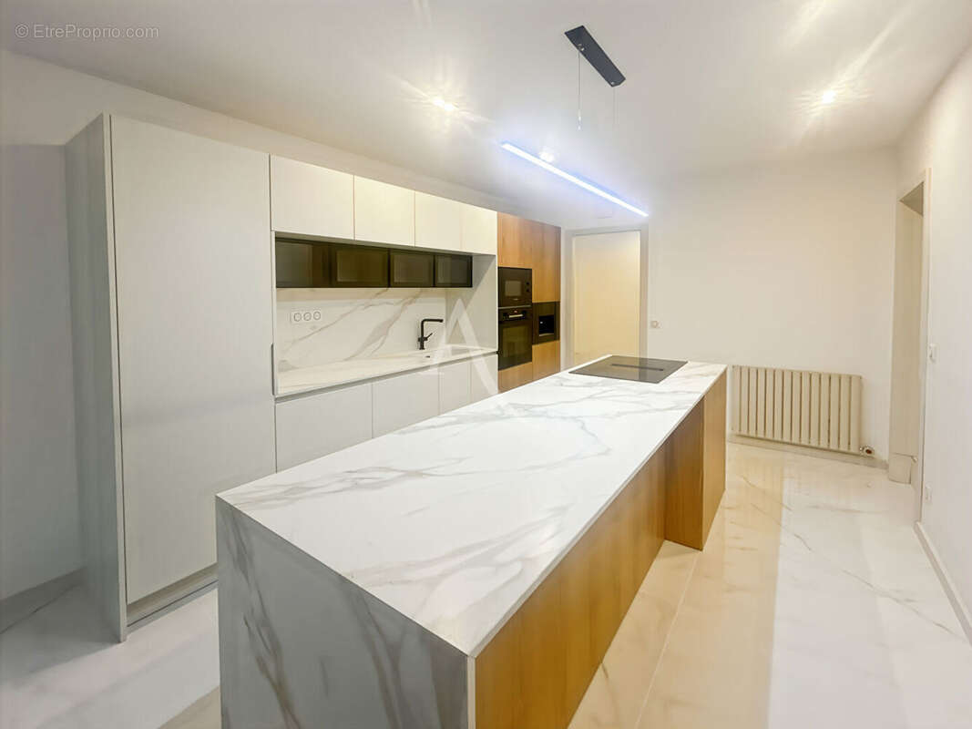 Maison à IVRY-SUR-SEINE