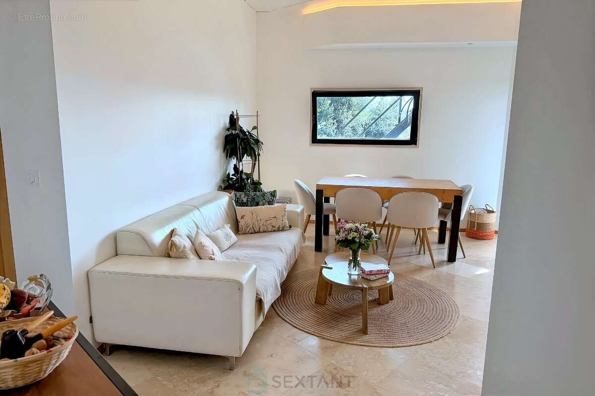 Maison à CAGNES-SUR-MER