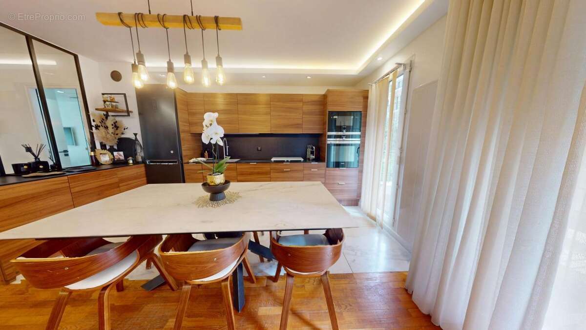 Appartement à SAINT-MAURICE