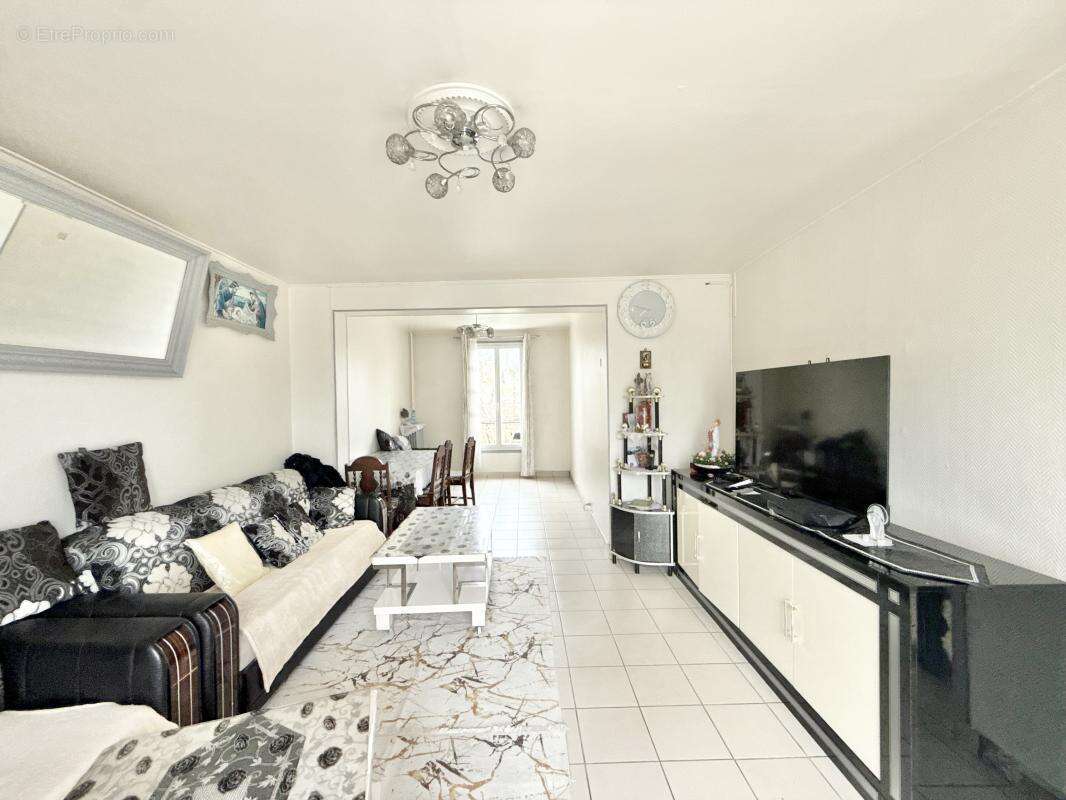 Maison à MONTFERMEIL