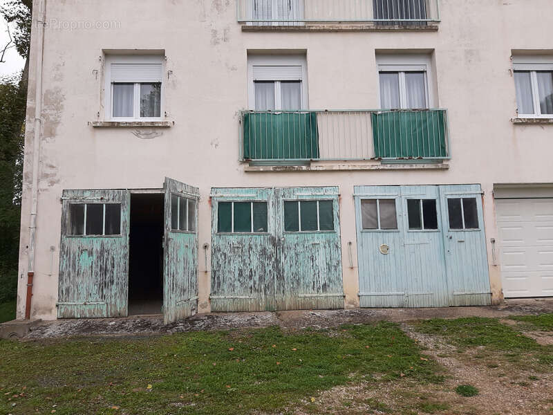 Appartement à PARAY-LE-MONIAL