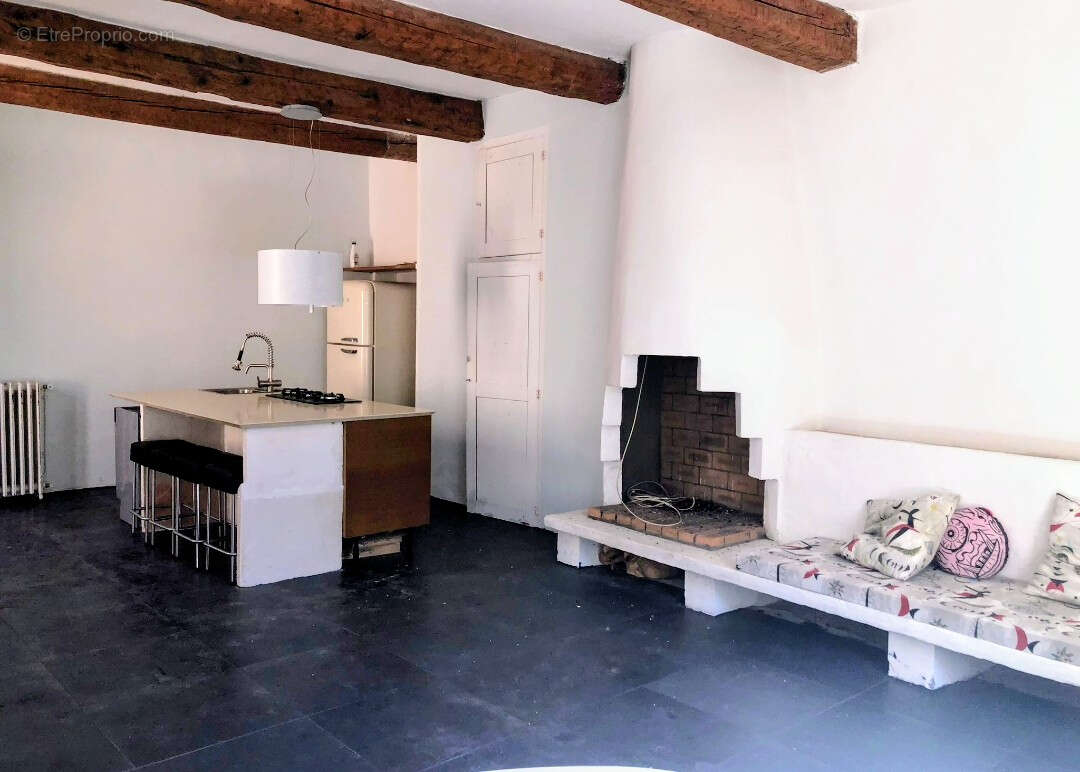 Maison à COLOMBIERS