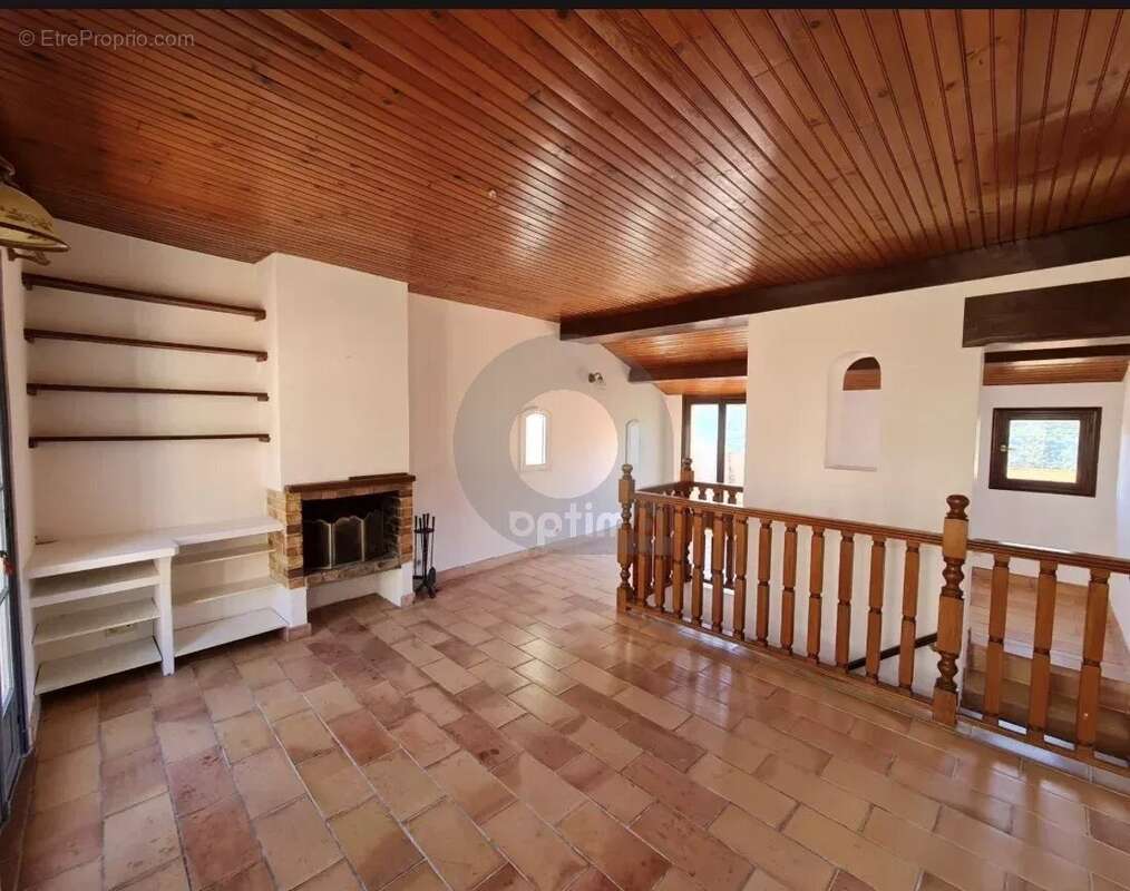 Maison à CASTELLAR