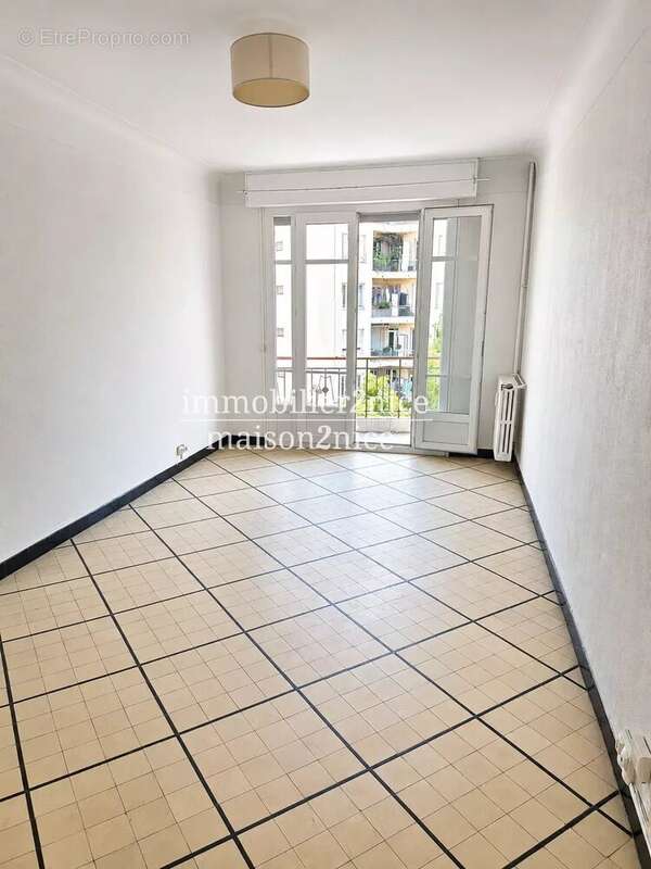 3 p 76m² nice liberation - photo 2