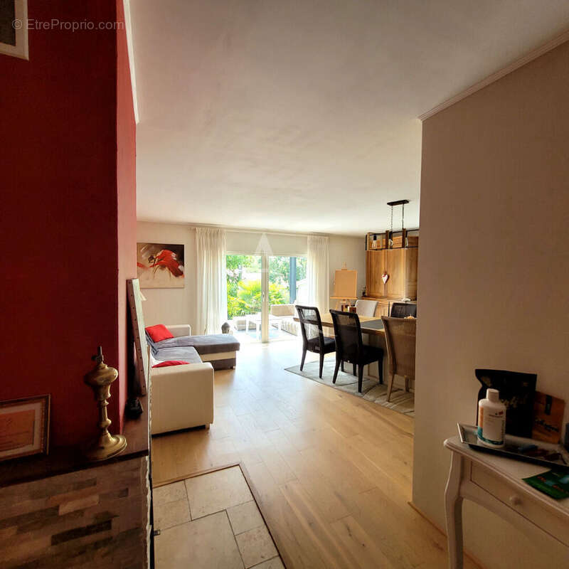 Maison à SAINT-AVAUGOURD-DES-LANDES