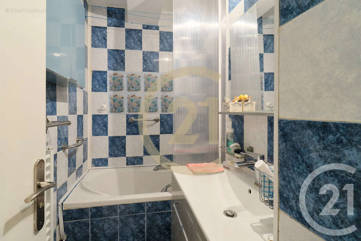 Appartement à LYON-8E